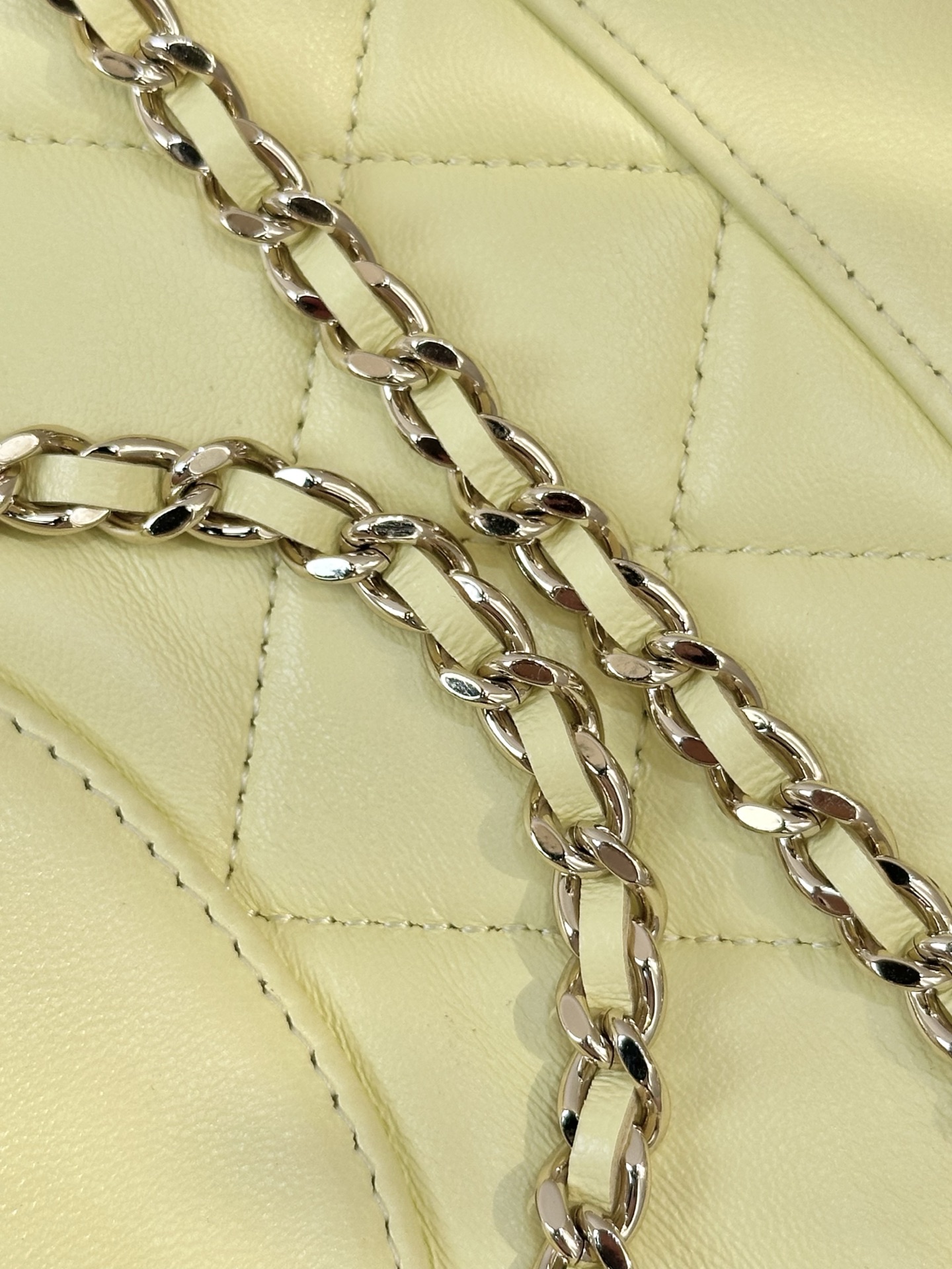 Chanel 25k new color scheme