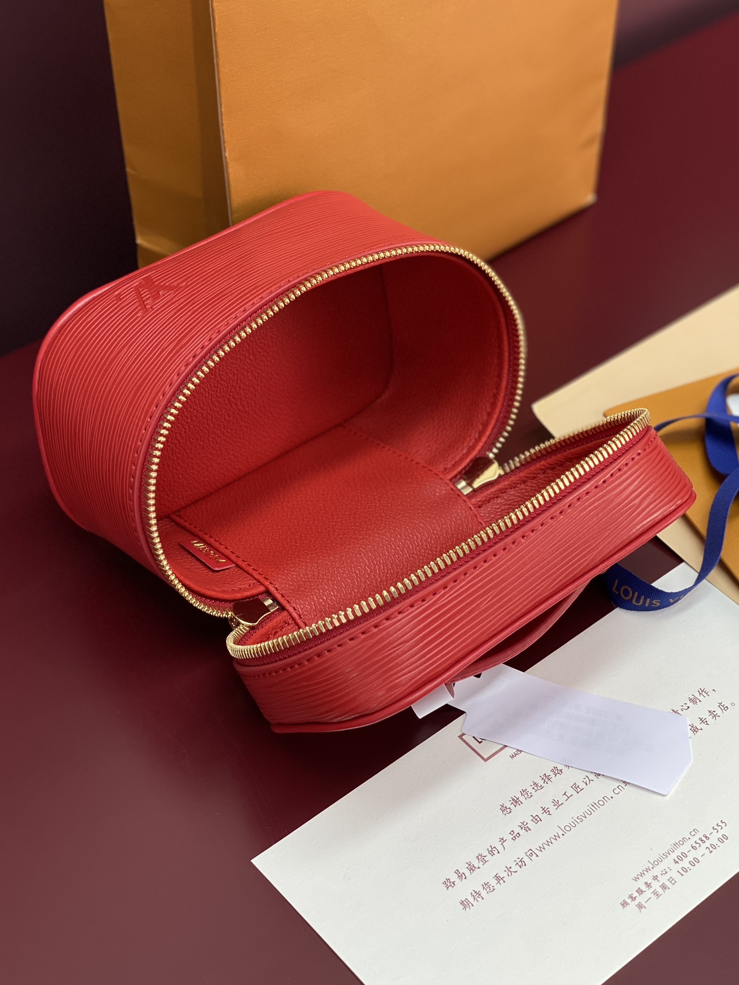 Louis Vuitton M25855 Red Small! New Season NICE NANO Bag with Grain Texture. This Nice Nano bag features a grained finish.