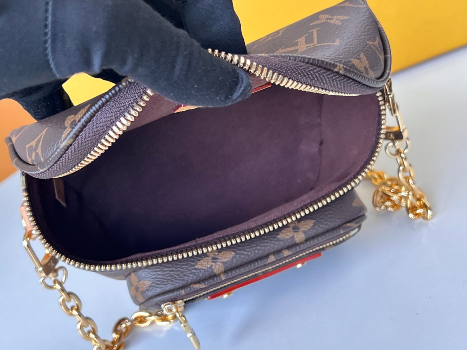 Louis Vuitton【Mini Bumbag】M82335 Monogram Canvas This Mini Bumbag is from the LV Gradient series.