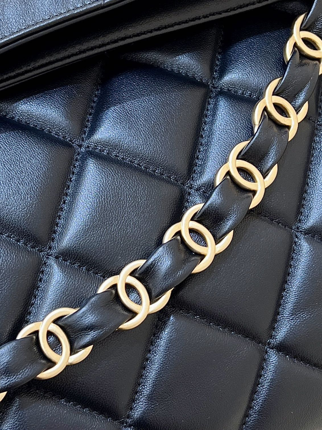 Chanel Maxi Hobo Black