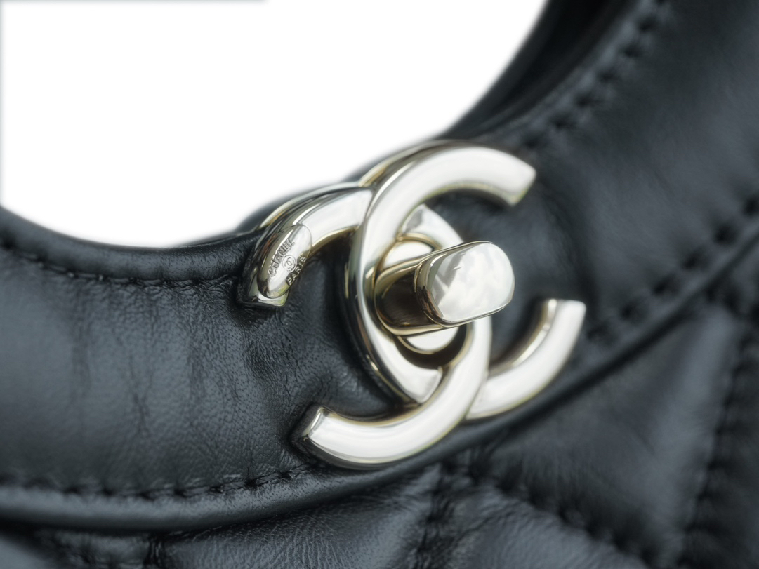 𝐂𝐡𝐚𝐧𝐞𝐥 𝟐𝟑𝐀 High-end handmade 31bag mini Black ➿