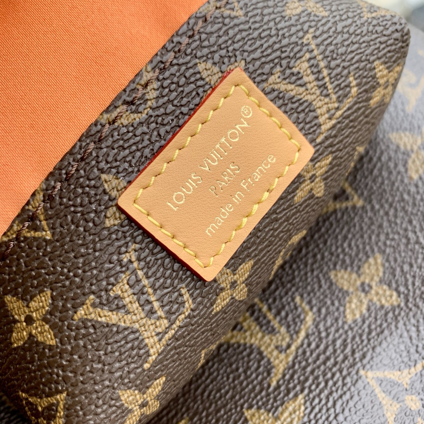 Louis Vuitton The M27512 Paris À Vélo collection reimagines the Speedy Soft 30 handbag with a sporty twist.