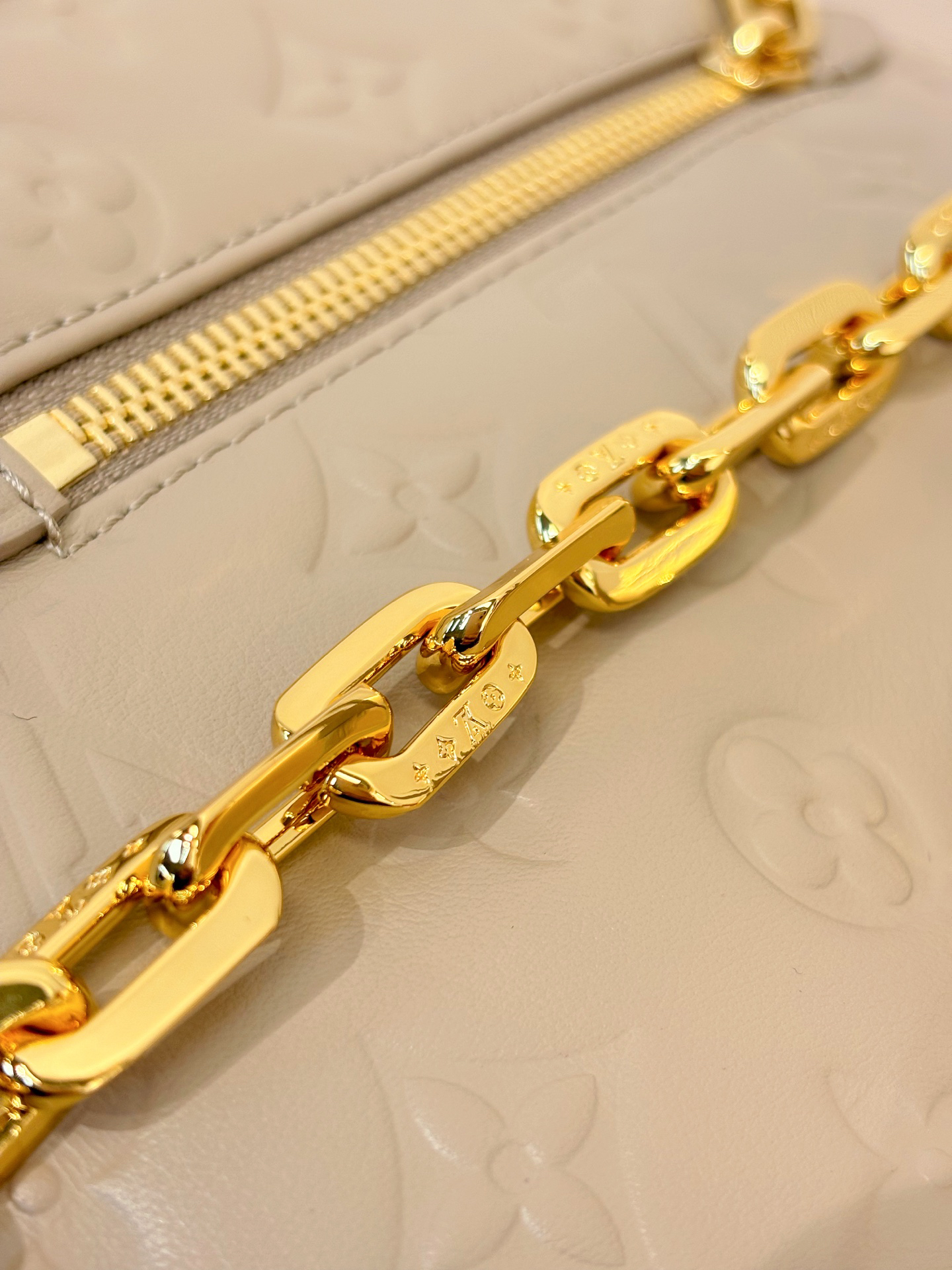 Louis Vuitton The Coussin Backpack small handbag, featuring a striking backpack design, joins the Coussin collection.