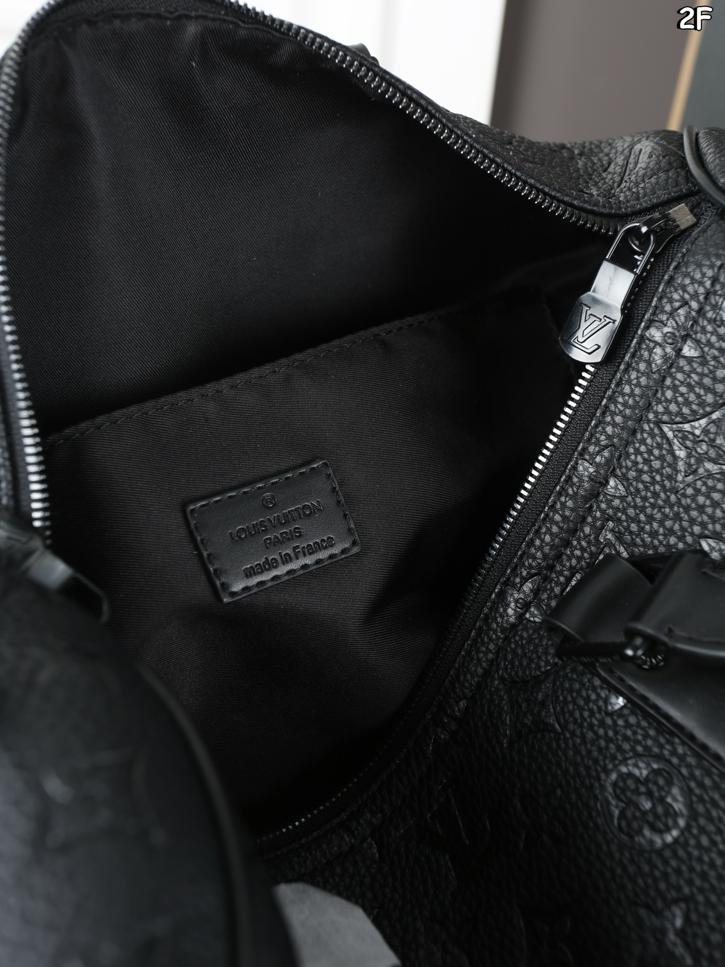 Louis Vuitton keepallBandoulière 35 Lychee Pattern Embossed Pillow Bag Shoulder Bag/Crossbody Bag/Handbag